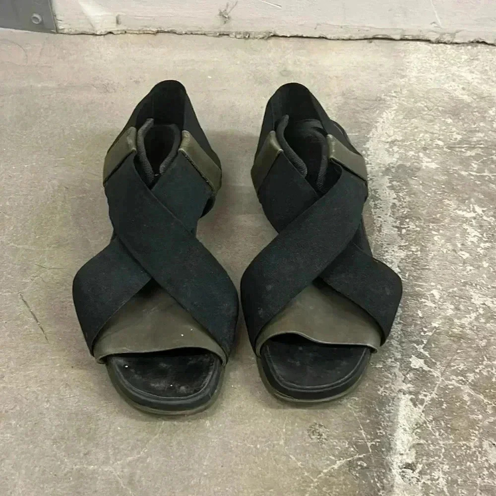 Camper  sandals